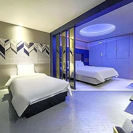 Hotel On