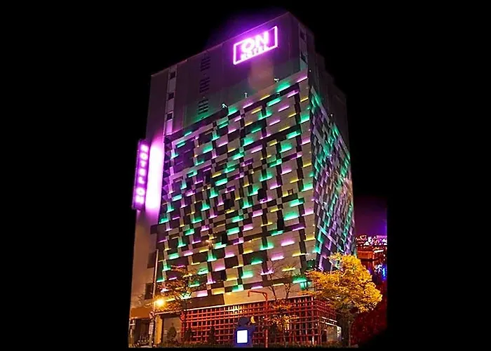 호텔 On *